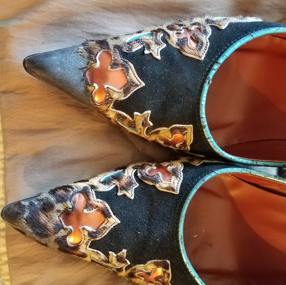Pliner black and leopard  Pump size 8